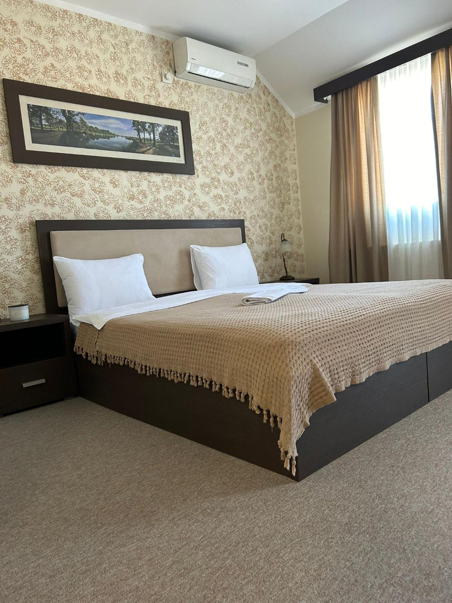 Garni Hotel Ema Κραγκούγιεβατς Εξωτερικό φωτογραφία