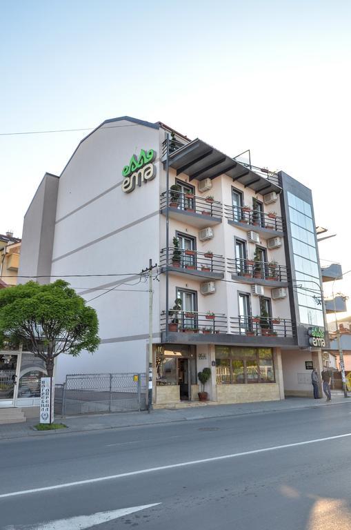Garni Hotel Ema Κραγκούγιεβατς Εξωτερικό φωτογραφία